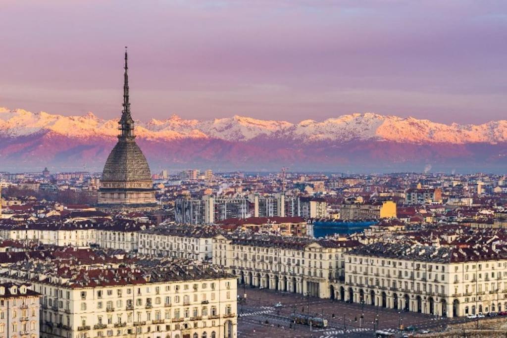 Porta Nuova - Alpitour Free Parking & Netflix Apartamento Turim Exterior foto