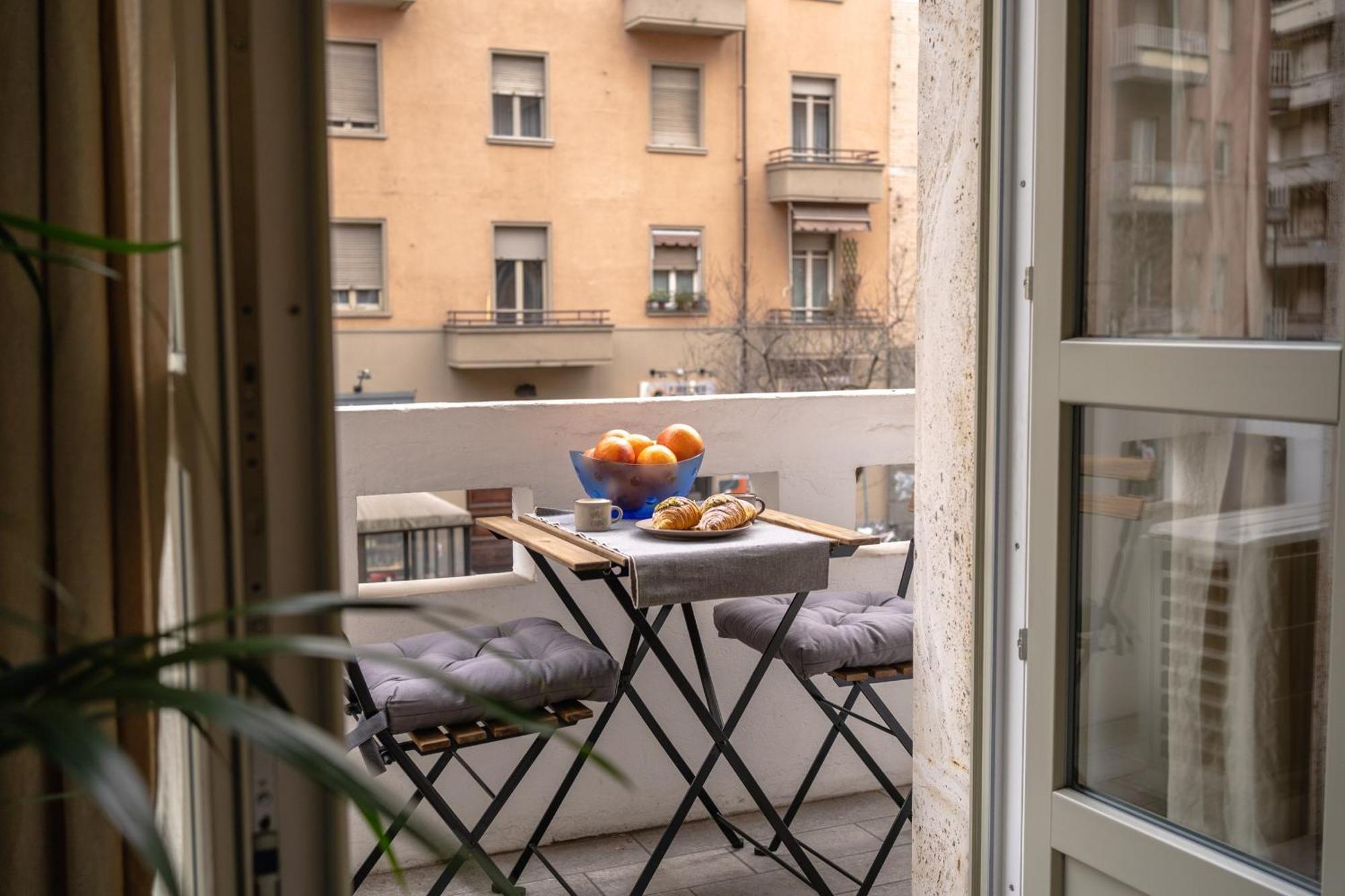 Porta Nuova - Alpitour Free Parking & Netflix Apartamento Turim Exterior foto